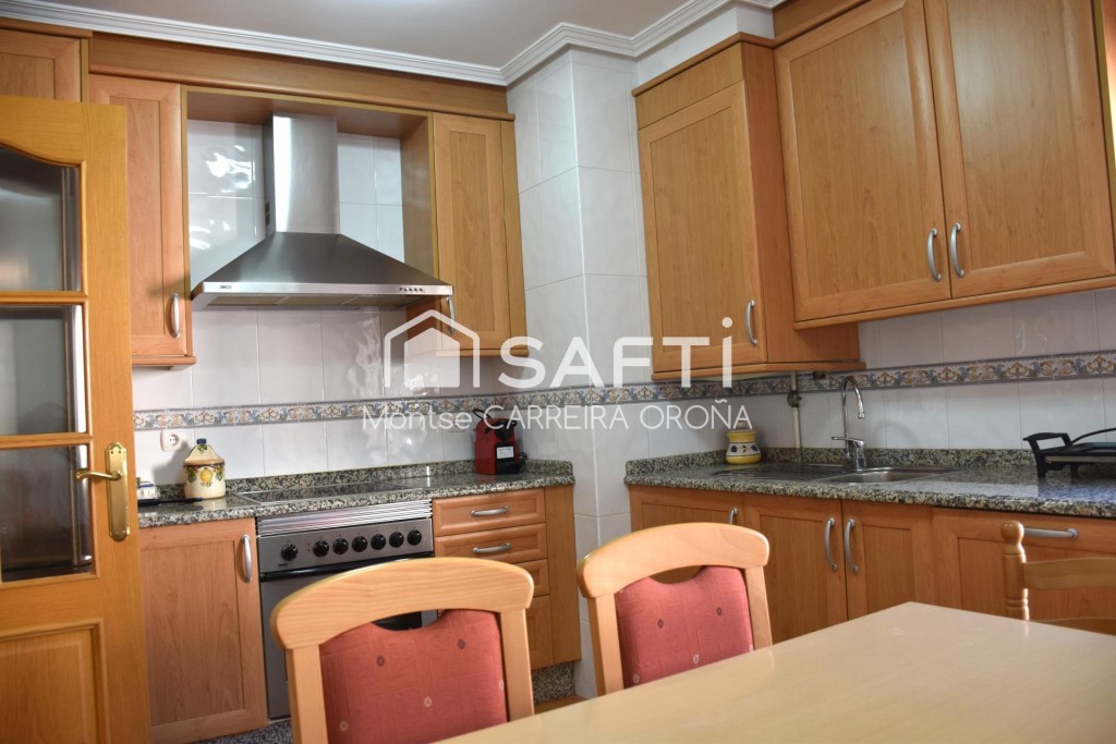 Exclusivo y espectacular piso de 4 habitaciones en una local - foto 28