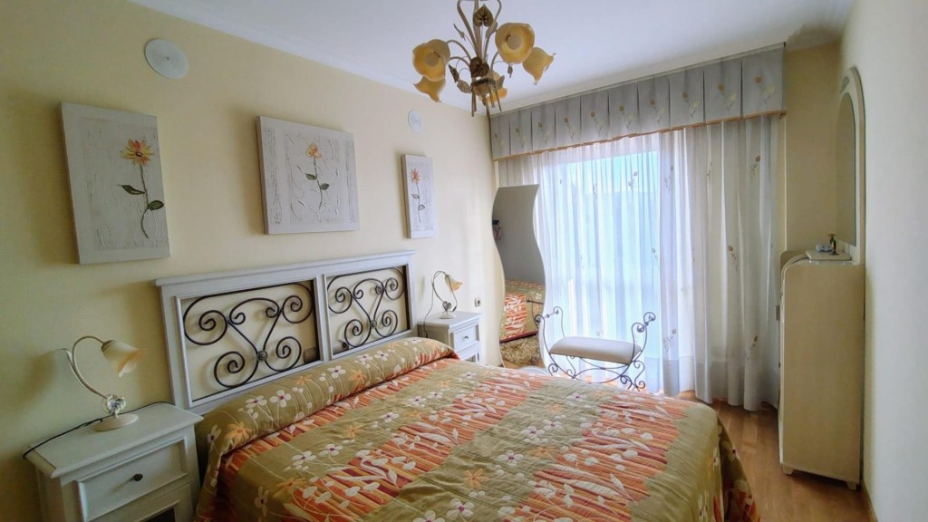 Exclusivo y espectacular piso de 4 habitaciones en una local - foto 82