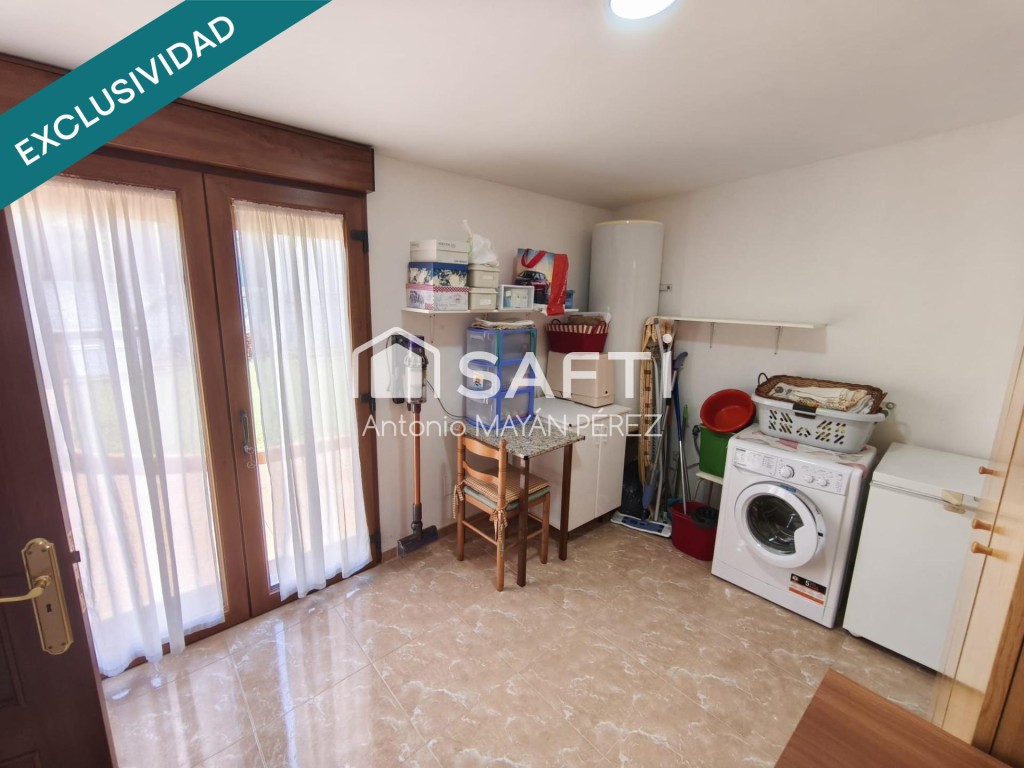 Casa en venta  Ribeira  43/50