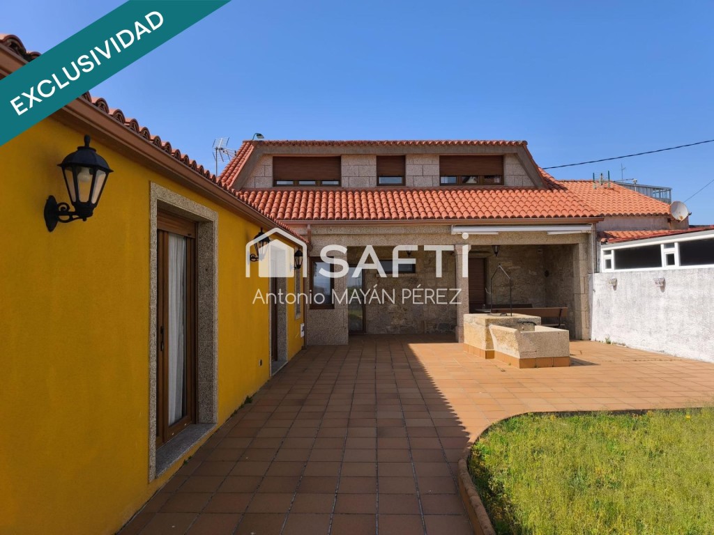 Casa en venta  Ribeira  3/50