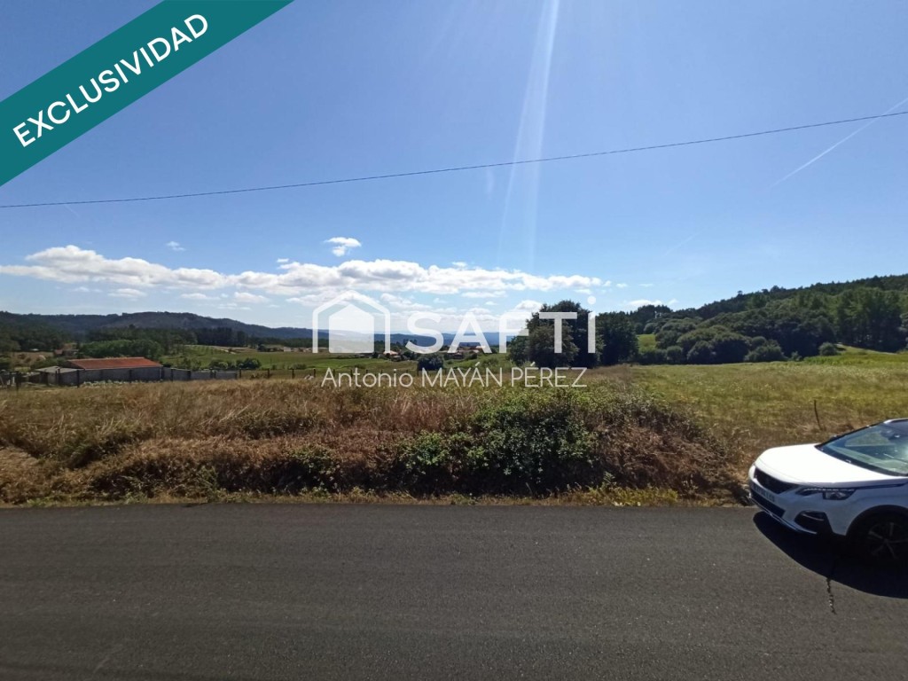 TERRENO EN VENTA EN SEARES DE ARRIBA - TAPIA-AMES.