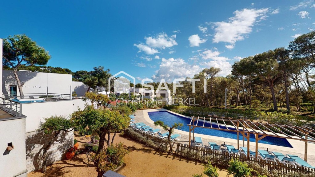 Estupenda casa contemporánia - foto 46