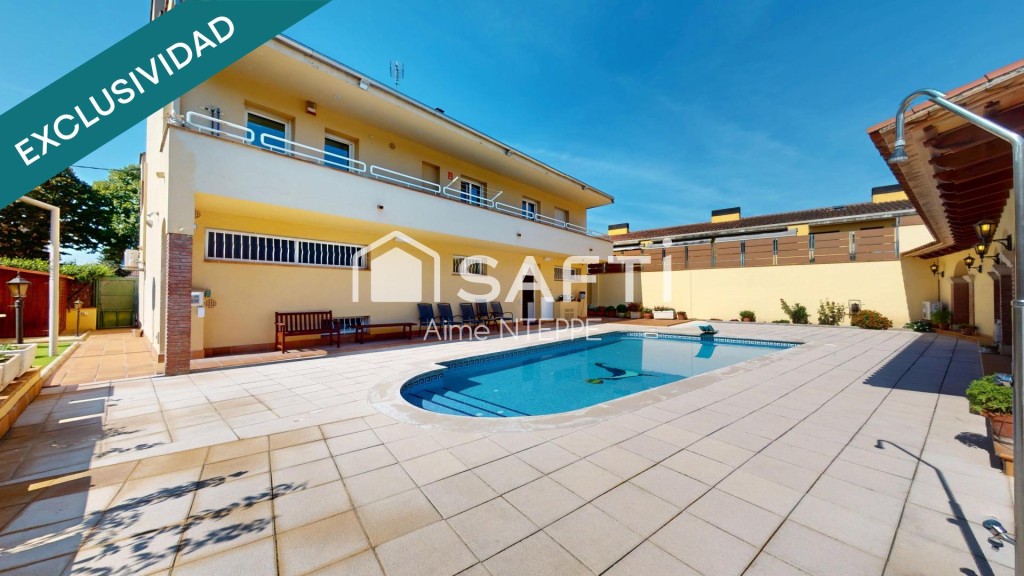 EXCLUSIVO CHALET - VISTAS PANORAMICAS - EXCEPCIONAL ESPACIO 