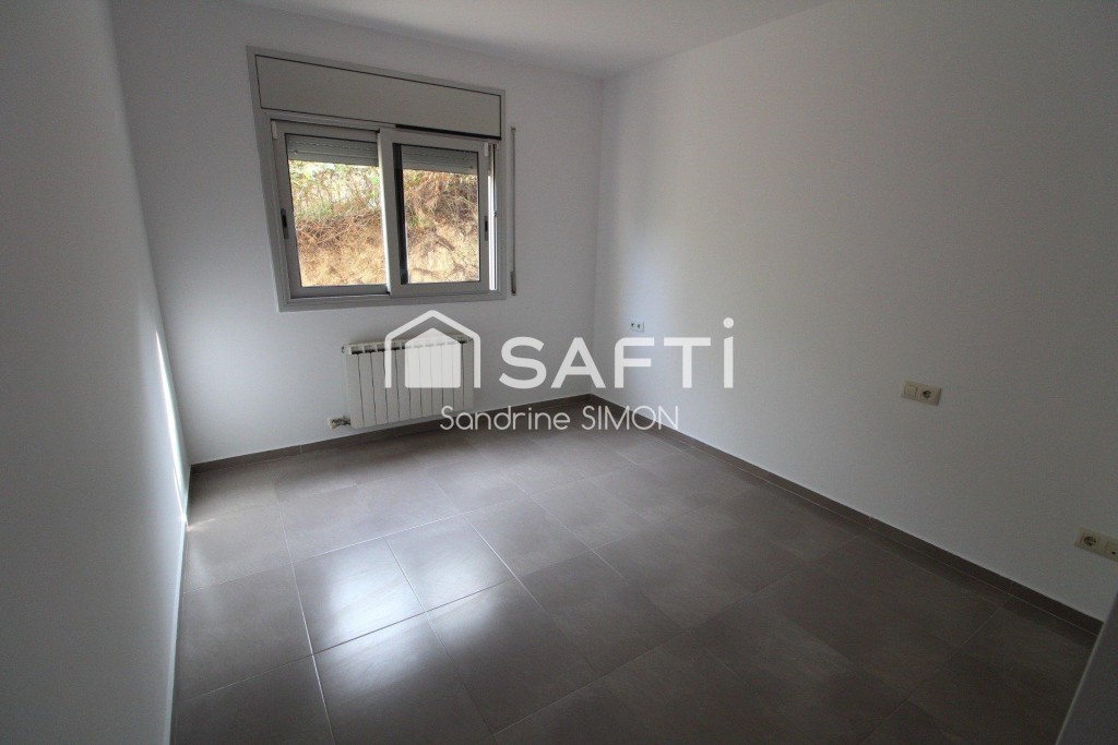 Casa luminosa con vistas a la montaña - foto 10