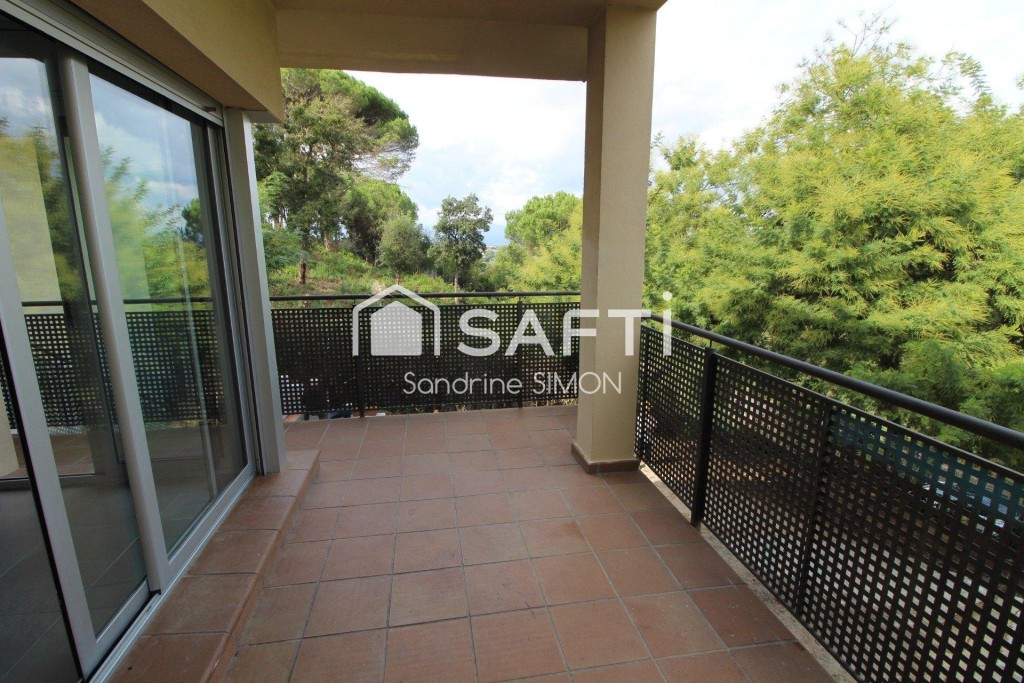 Casa luminosa con vistas a la montaña - foto 4