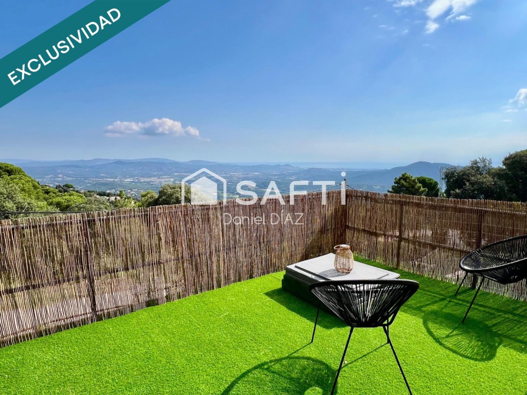 Casa con domótica, piscina y vistas a la costa brava - foto 3