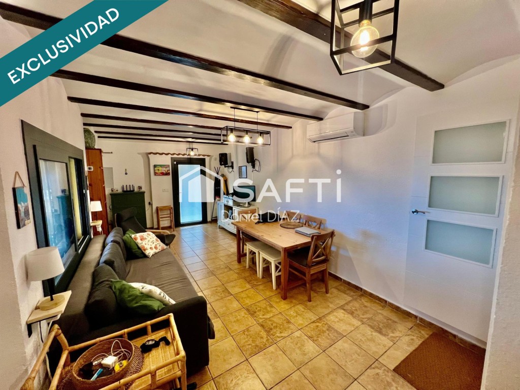 Casa con domótica, piscina y vistas a la costa brava - foto 12