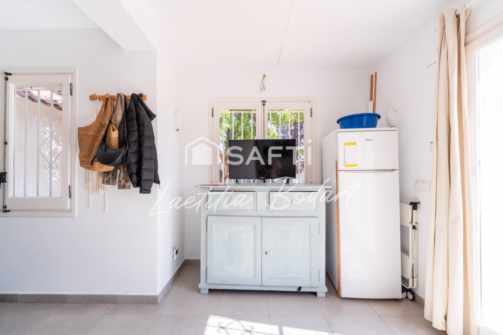 Casa adosada reformada 2 habitaciones y con Jardín Privado – - foto 5