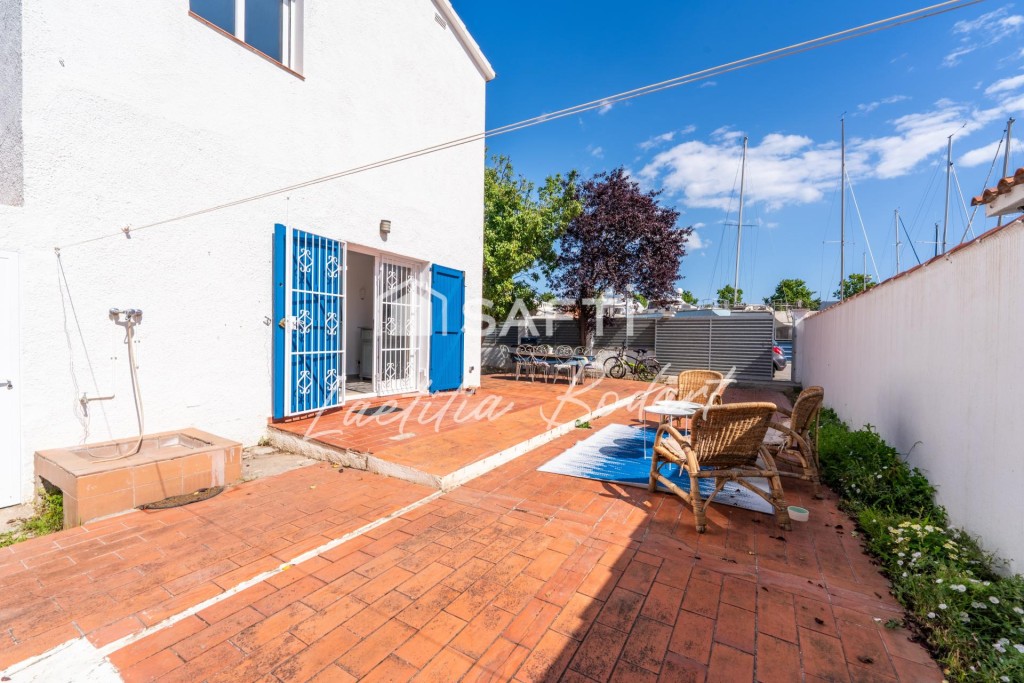 Casa adosada reformada 2 habitaciones y con Jardín Privado – - foto 22