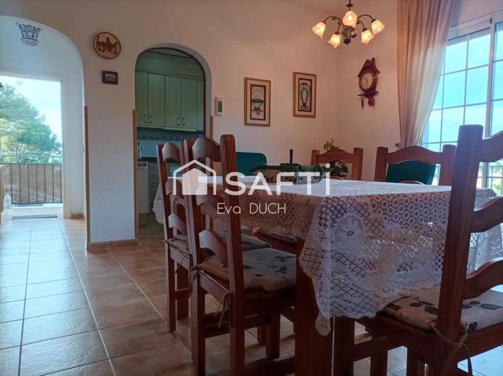 Casa unifamiliar con piscina en Montbarbat - foto 4