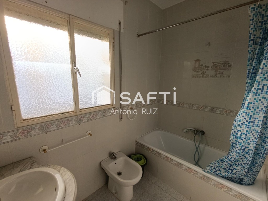 Piso de 105 m², zona Avd. Libertad. SIN COMISIÓN DE COMPRA. - foto 15