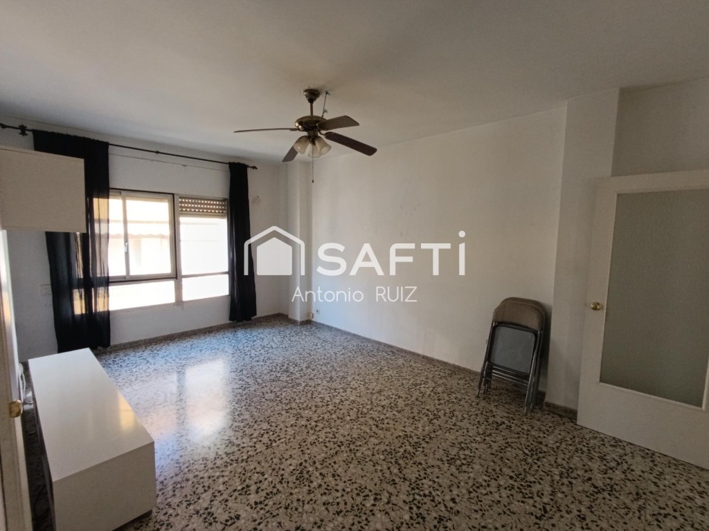 Piso de 105 m², zona Avd. Libertad. SIN COMISIÓN DE COMPRA. - foto 4