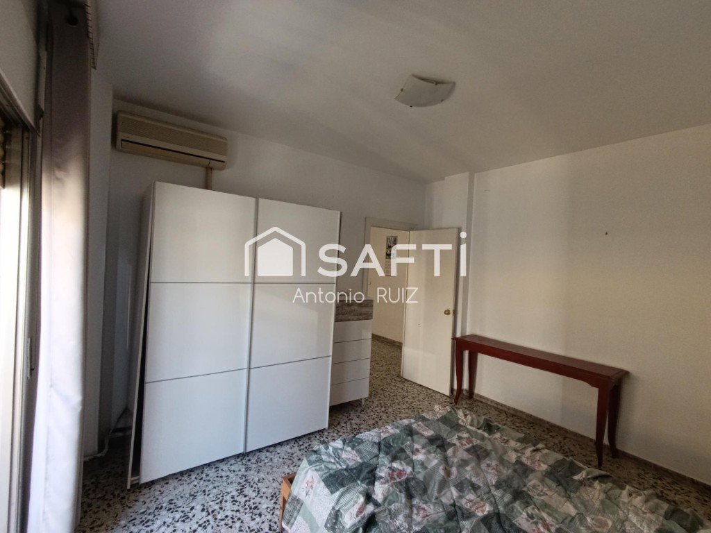 Piso de 105 m², zona Avd. Libertad. SIN COMISIÓN DE COMPRA. - foto 12