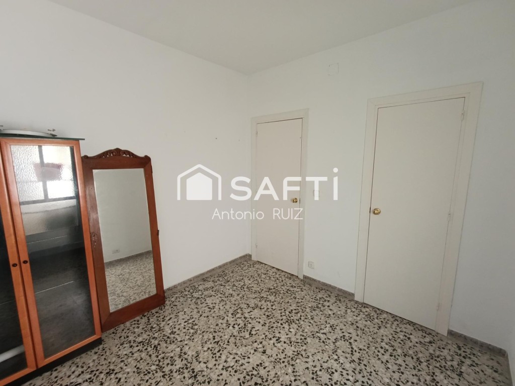 Piso de 105 m², zona Avd. Libertad. SIN COMISIÓN DE COMPRA. - foto 22