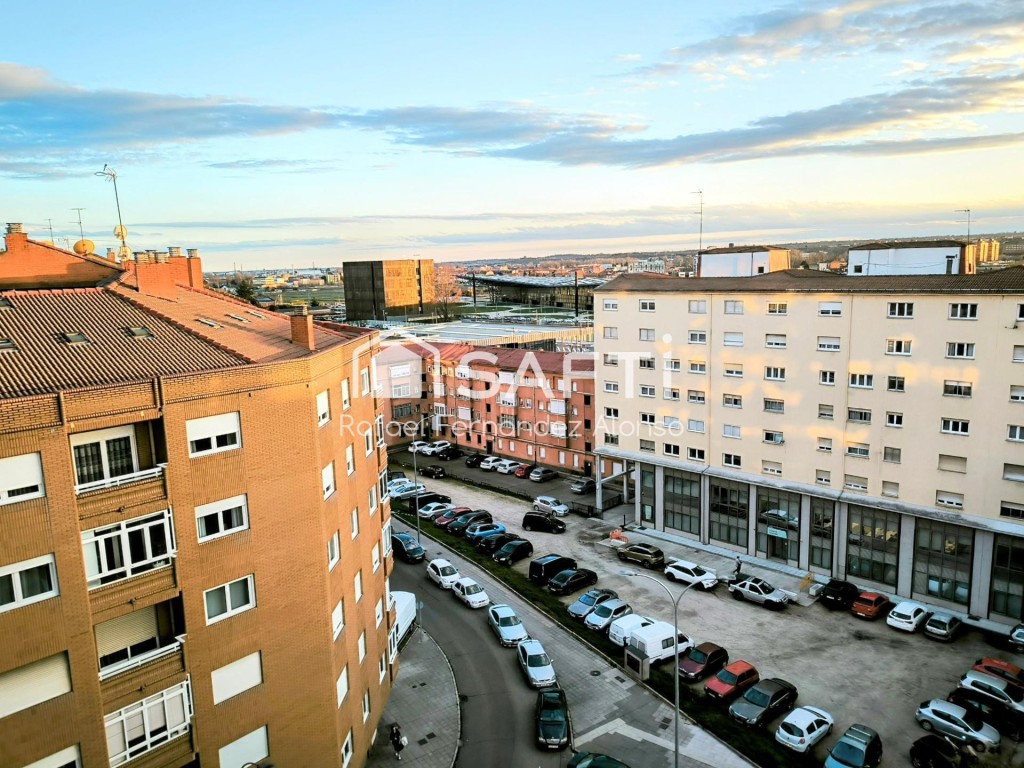 FANTÁSTICO PISO LUMINOSO EN BUEN ESTADO. ZONA PASEO SALAMANC - foto 7