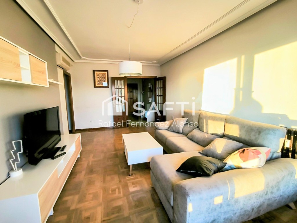 FANTÁSTICO PISO LUMINOSO EN BUEN ESTADO. ZONA PASEO SALAMANC - foto 3