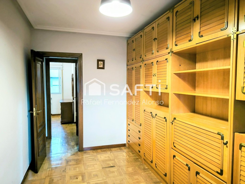 FANTÁSTICO PISO LUMINOSO EN BUEN ESTADO. ZONA PASEO SALAMANC - foto 14