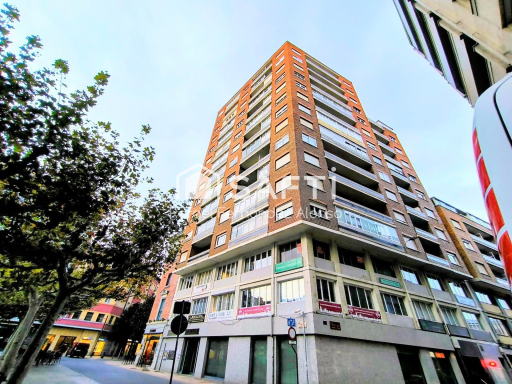 ESPECTACULAR PISO-ATICO CON VISTAS ESPECTACULARES. ZONA PLAZ - foto 42