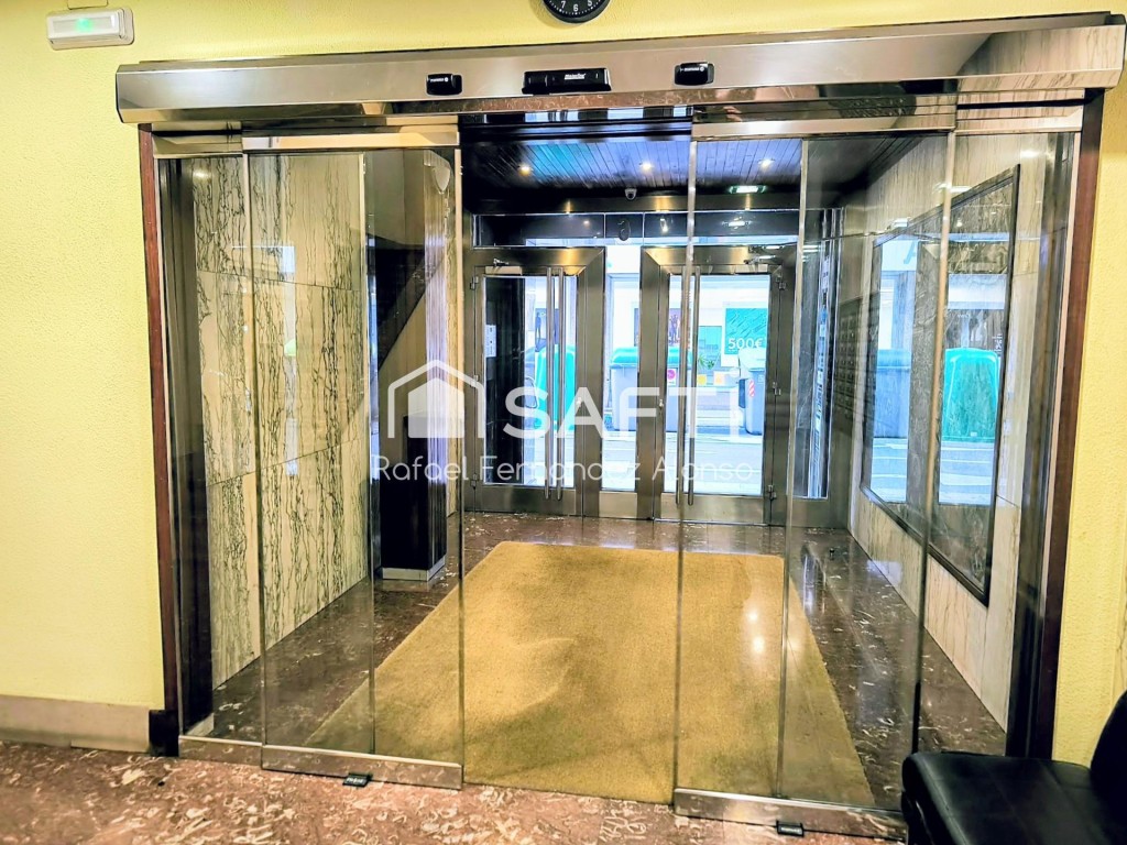 ESPECTACULAR PISO-ATICO CON VISTAS ESPECTACULARES. ZONA PLAZ - foto 39