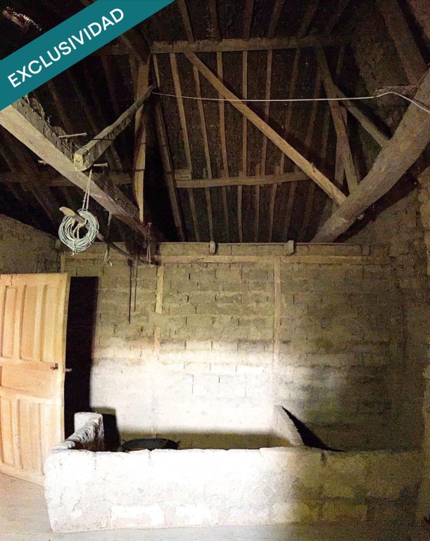 CASA RURAL TRADICIONAL CON PATIO, PORTALÓN Y PAJAR en Relieg - foto 20