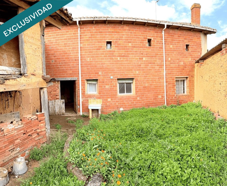 CASA RURAL TRADICIONAL CON PATIO, PORTALÓN Y PAJAR en Relieg - foto 40