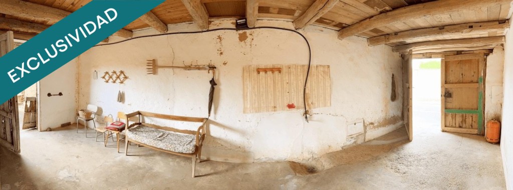 CASA RURAL TRADICIONAL CON PATIO, PORTALÓN Y PAJAR en Relieg - foto 38