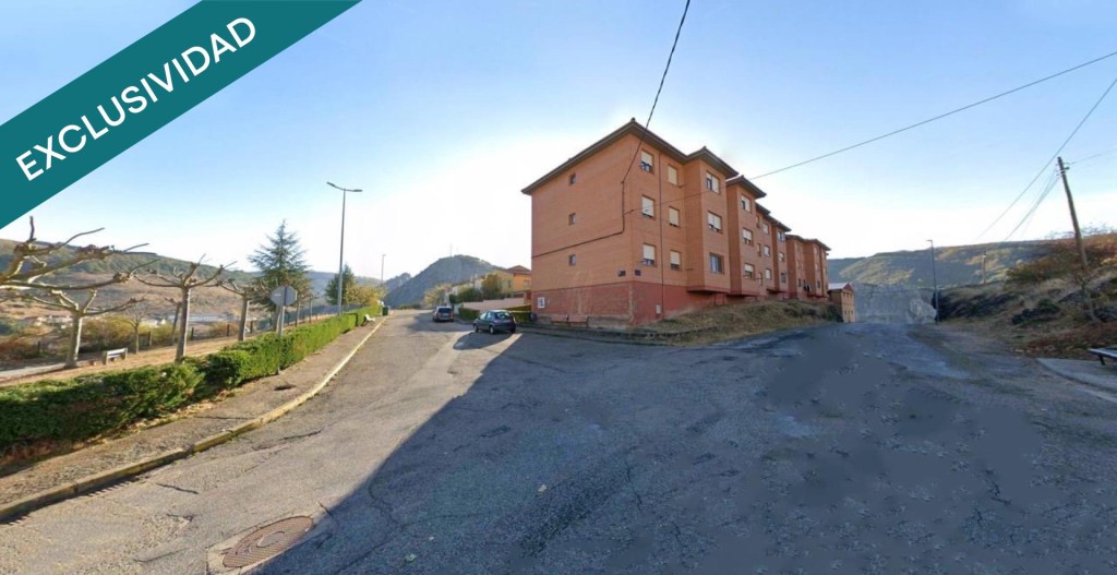 Piso Amueblado de 3 habitaciones con Garaje y Trastero en Sa - foto 18