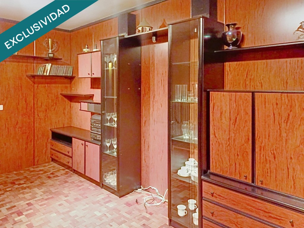 Piso Amueblado de 3 habitaciones con Garaje y Trastero en Sa - foto 2