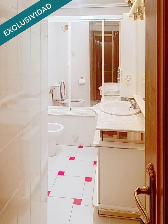 Piso Amueblado de 3 habitaciones con Garaje y Trastero en Sa - foto 9