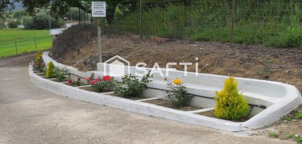 ¡Oportunidad única! oferta finca rústica con vivienda y pisc - foto 2