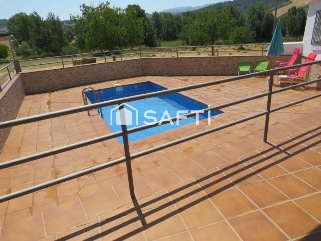 ¡Oportunidad única! oferta finca rústica con vivienda y pisc - foto 5