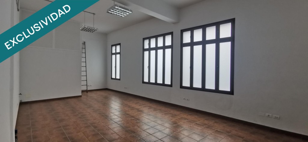 ENCANTADORA  Y AMPLIA CASA EN PLENO CENTRO DE TEROR - foto 42