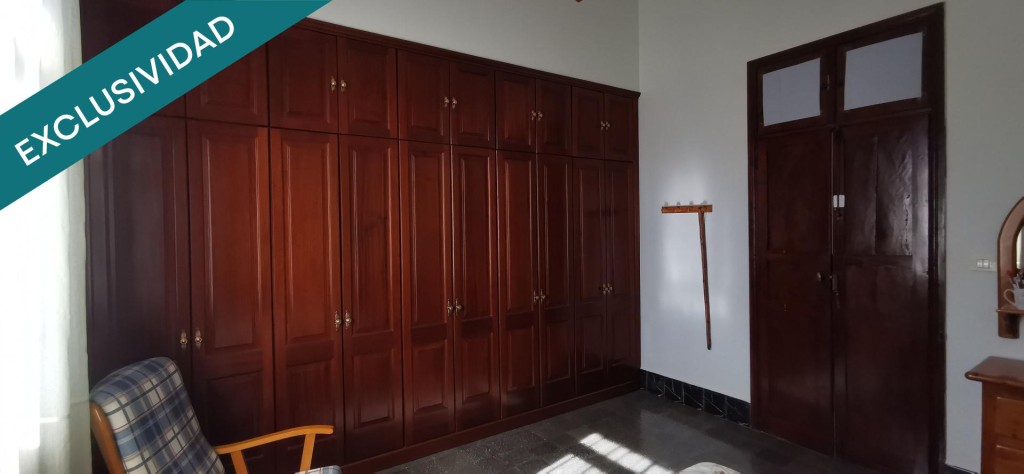 ENCANTADORA  Y AMPLIA CASA EN PLENO CENTRO DE TEROR - foto 14