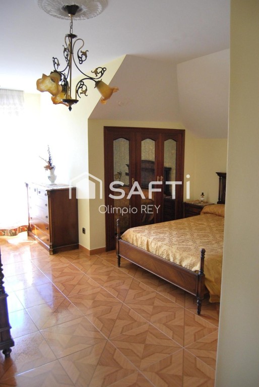 Exclusivo Chalet de 512 m²,  a 5 Minutos del Centro - foto 22