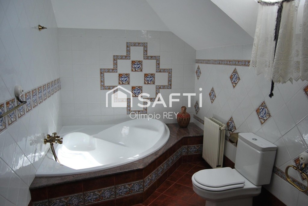 Exclusivo Chalet de 512 m²,  a 5 Minutos del Centro - foto 27