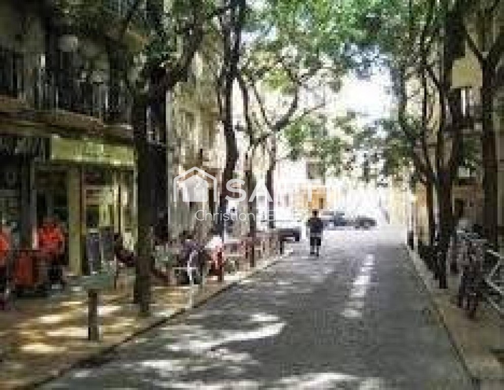 ENCANTADOR DÚPLEX REFORMADO EN PLENO CENTRO - foto 44