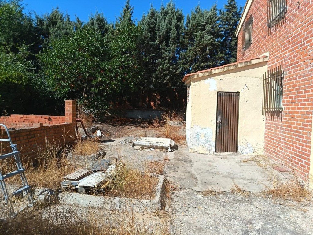 Oportunidad en Albarreal de Tajo – ¡Sin comisión al comprado - foto 2