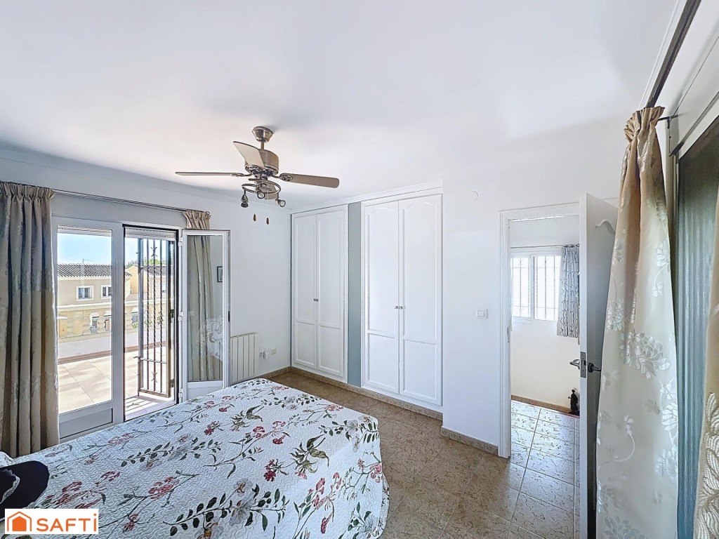 Casa luminosa con piscina en Sagra - foto 20