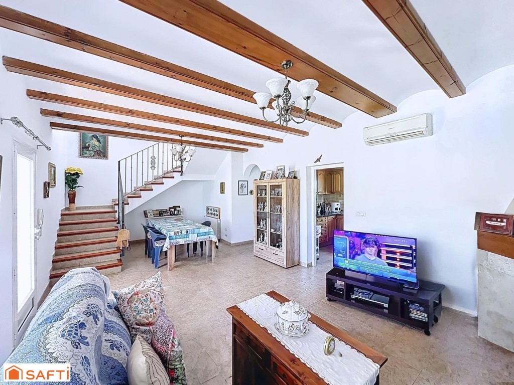 Casa luminosa con piscina en Sagra - foto 10