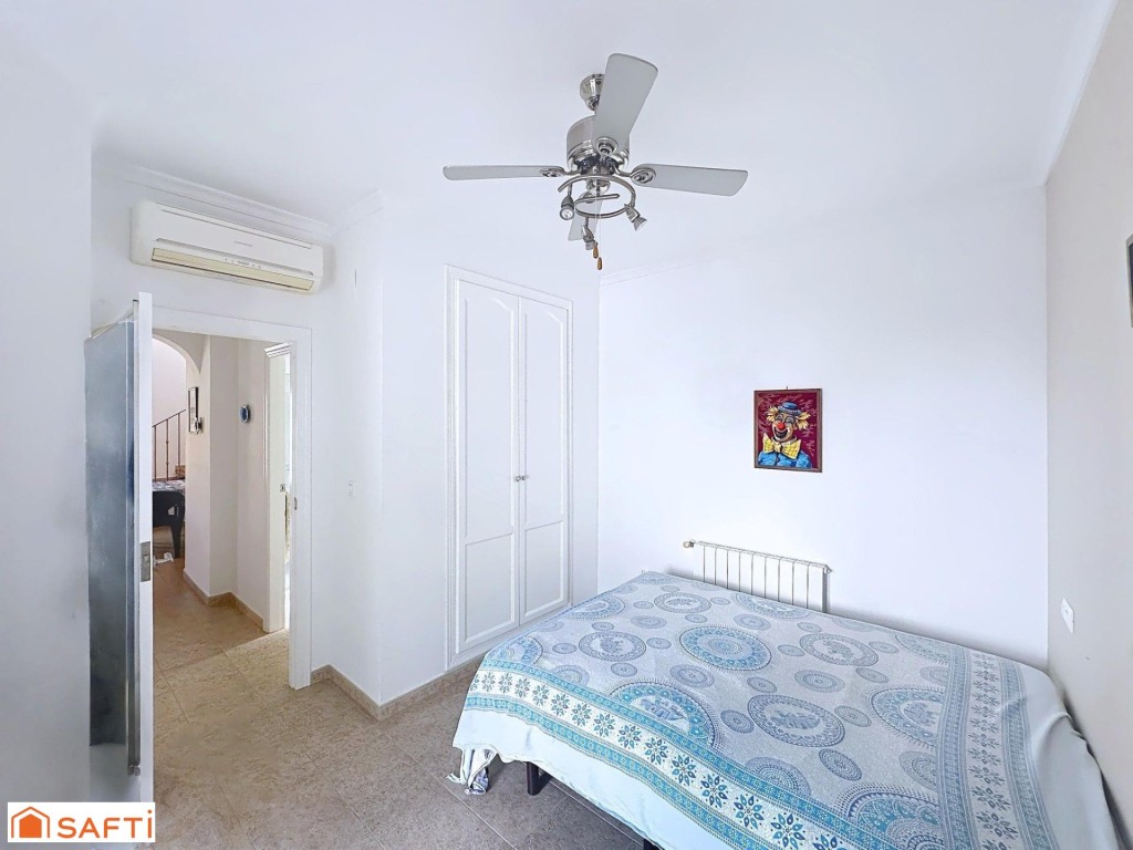 Casa luminosa con piscina en Sagra - foto 15