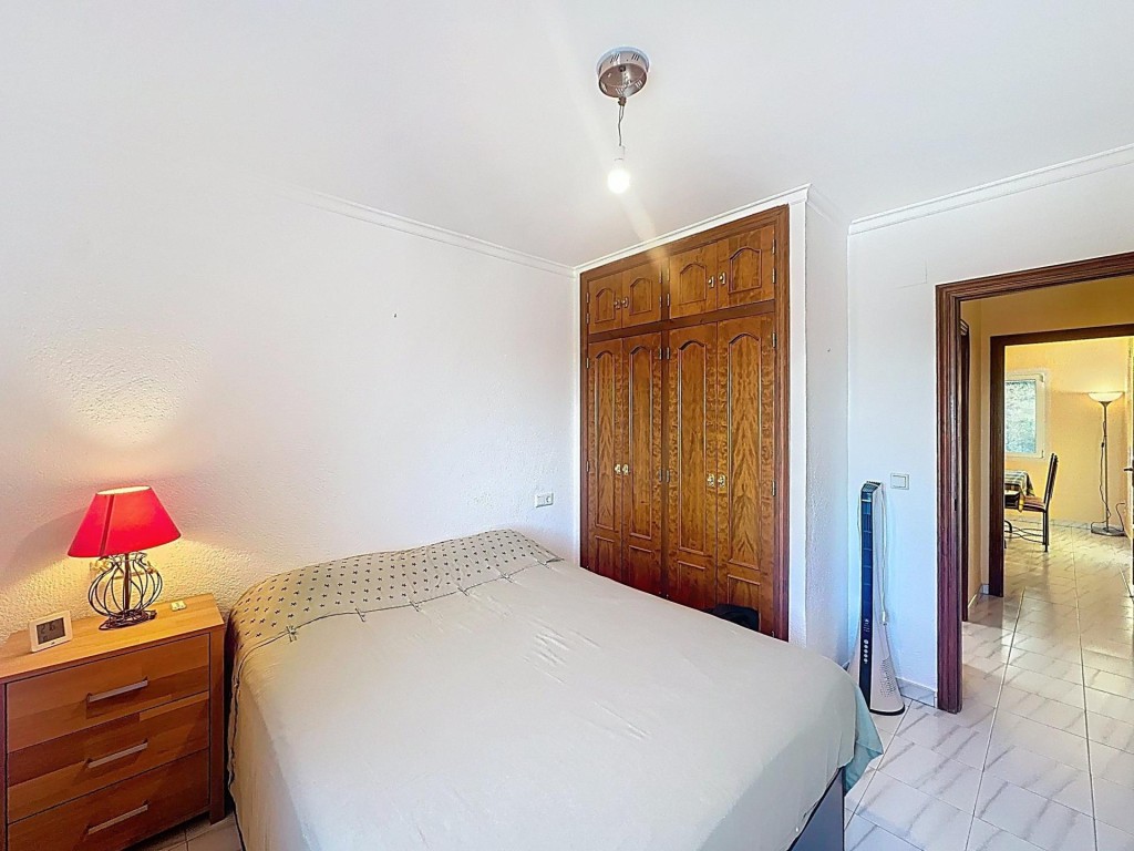 Villa 4 dormitorios en parcela amplia, zona segura La Sella - foto 16