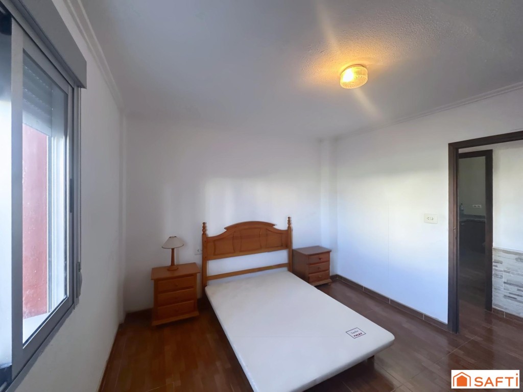 VILLA INDEPENDIENTE CON PISCINA A 500 M DE LA PLAYA – OLIVA - foto 12