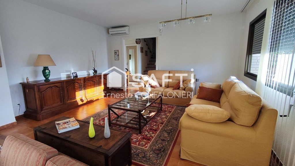 MAGNIFICO CHALET EN ALCANAR PLAYA DE 400m2, (NEGOCIABLE CON  - foto 31