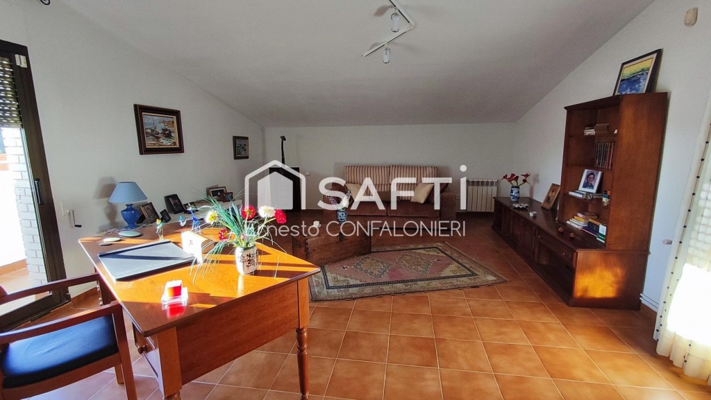 MAGNIFICO CHALET EN ALCANAR PLAYA DE 400m2, (NEGOCIABLE CON  - foto 22