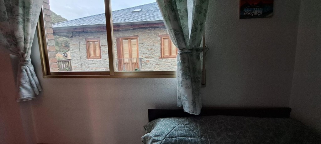 Casa y negocio en Toral de Merayo con garaje - foto 19