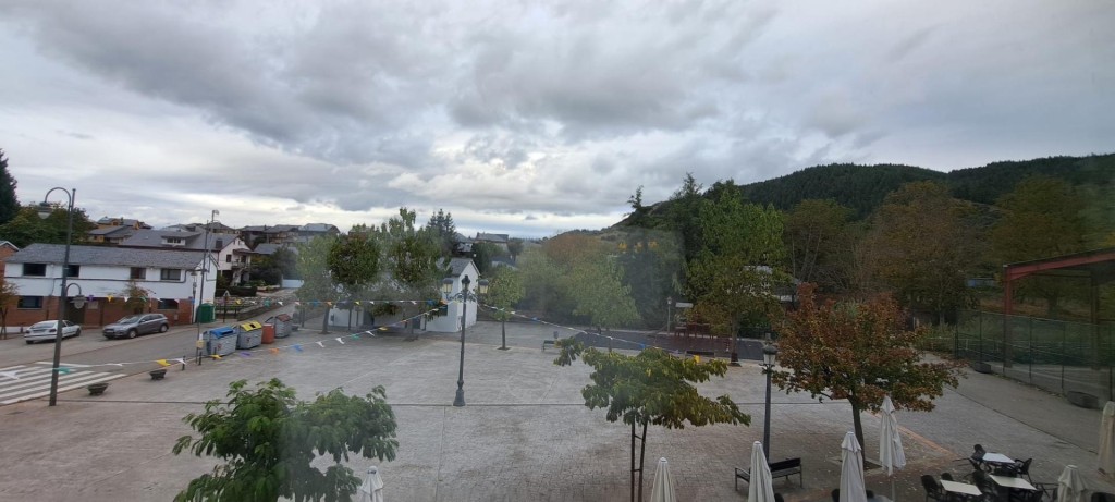 Casa y negocio en Toral de Merayo con garaje - foto 26