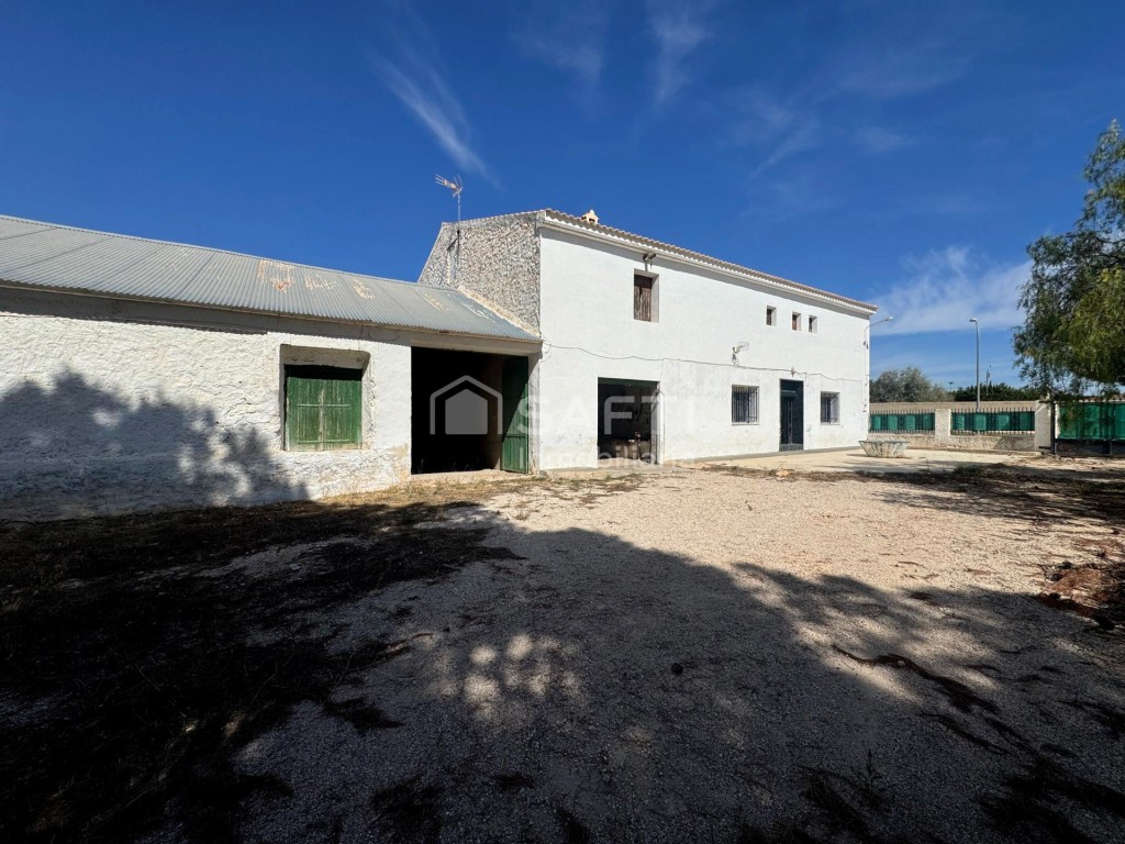 Casa rústica con piscina en Torre del Rico - foto 14