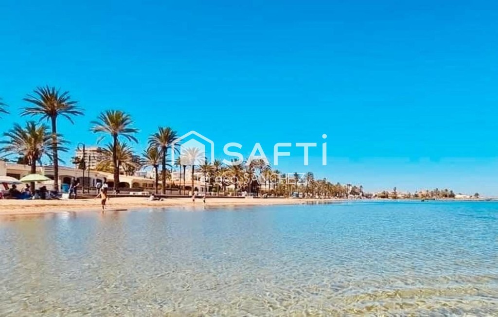 El lujo en el Mediterráneo: solárium, piscina y playa - foto 28