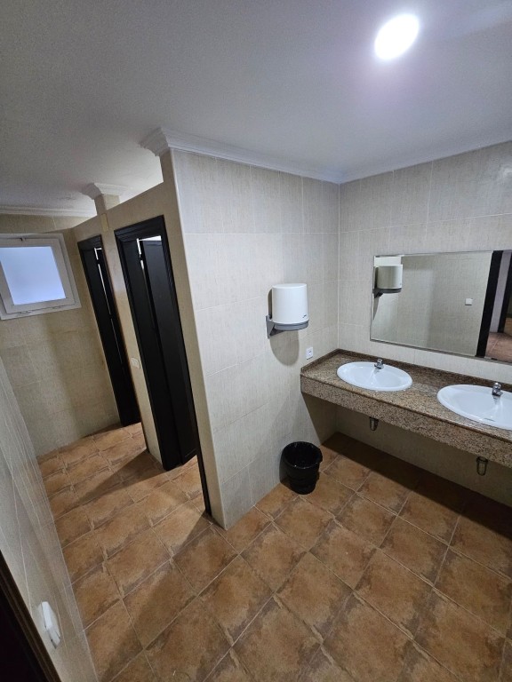 Local comercial en Venta en San Roque Cádiz - foto 23