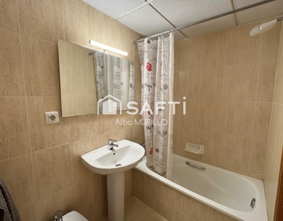 Encantador dúplex con balcón y terraza en La Girada, Vilafra - foto 9